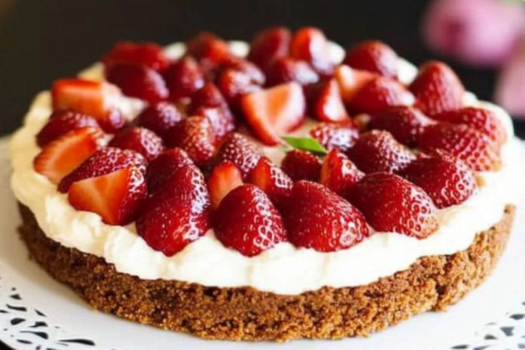 Tarte aux Fraises et aux Spéculoos Sans Cuisson