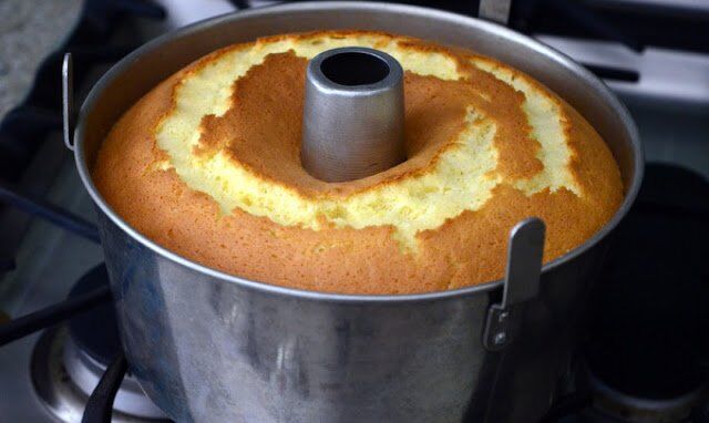 Le Meilleur Chiffon Cake au Citron au Monde