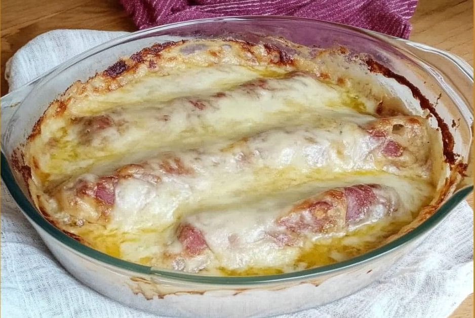 Endives au Jambon Gratinées à la Béchamel